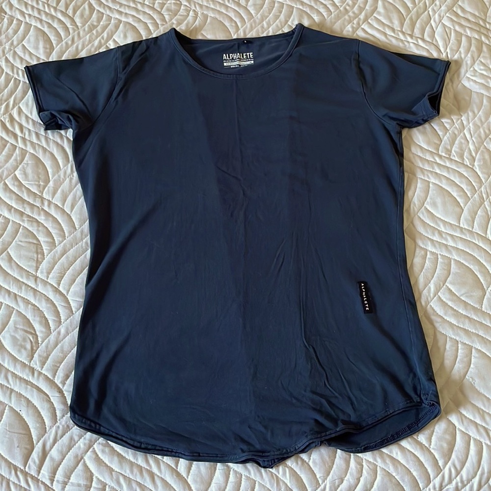 Alphalete Scoop Neck Tee